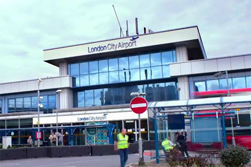Una bomba mantiene cerrado el Aeropuerto de Londres